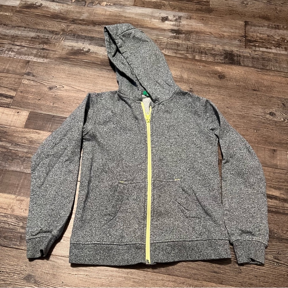 Dip Gray Hoodie with Yellow Zipper